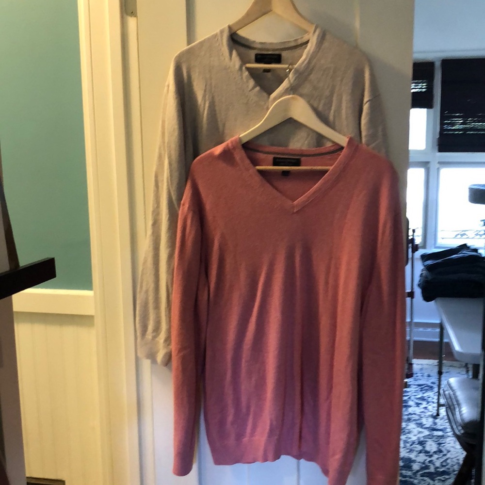 Pair of Banana Republic sweaters size xxl